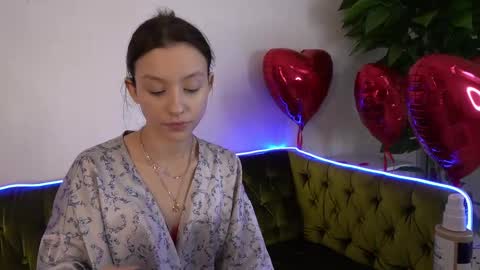 Anna online show from February 12, 7:13 am