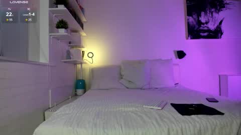 Anna online show from February 22, 8:18 am