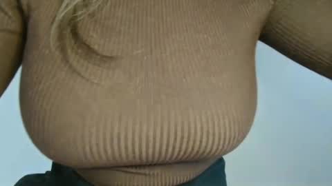 Bella online show from March 6, 12:15 pm