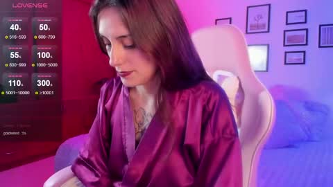 Anne online show from December 17, 5:47 pm