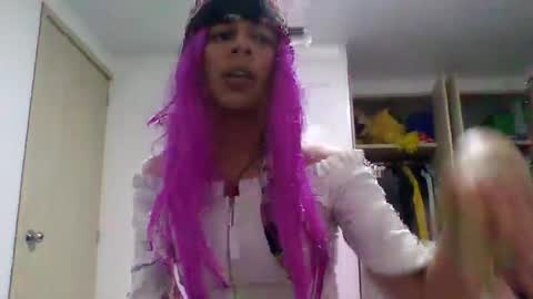 Anne online show from January 7, 4:06 am