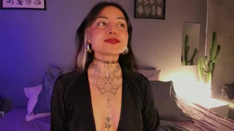 anne_cherrydh online show from February 25, 4:05 am