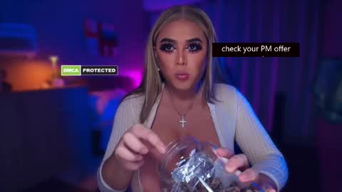 Anne Hart online show from October 17, 7:01 am