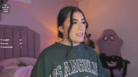 Anne  online show from February 25, 3:20 pm