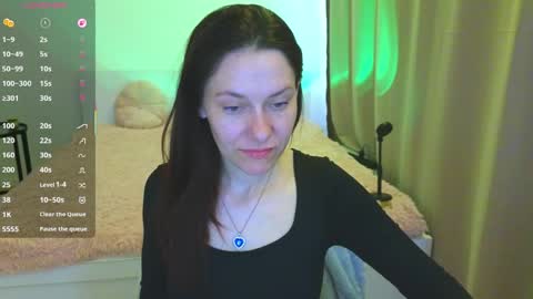 Annemorie online show from April 8, 7:11 am