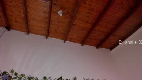 Snapshot of annie_barozzi chatting on February 26, 5:31 pm annie_barozzi online show from February 26, 5:31 pm