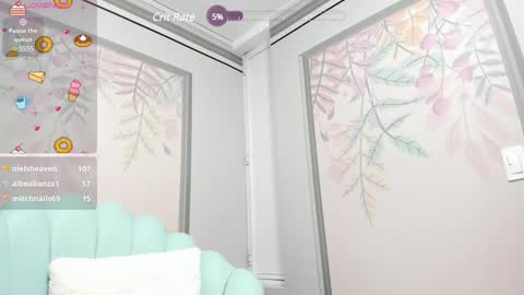 annie_cute18 online show from January 18, 6:56 am