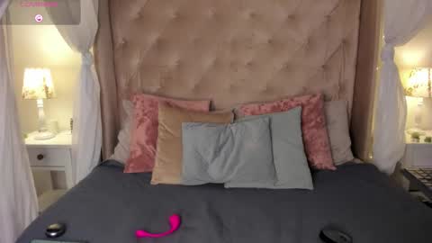 Aniie online show from March 12, 1:04 pm