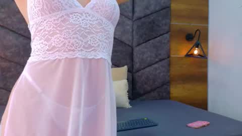 ANNIE online show from February 18, 11:43 am