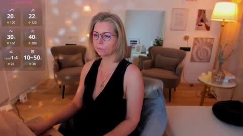 Annie online show from February 25, 6:39 am