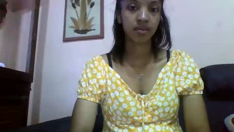 anniesexy1 online show from February 2, 6:54 am