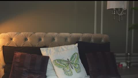 AnnieStyles online show from February 20, 10:48 am