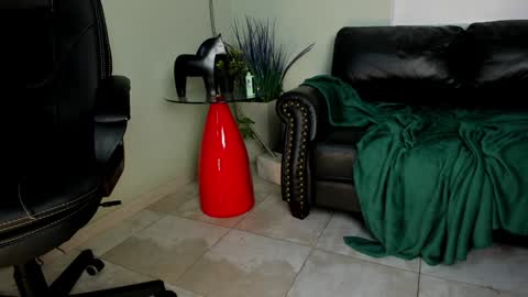 Anna online on weekends online show from December 25, 10:48 pm