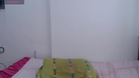 Snapshot of anny_riveraa chatting on January 2, 7:29 pm Anny online show from January 2, 7:29 pm