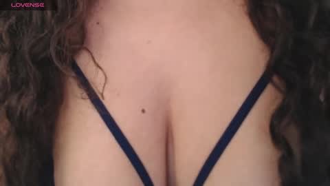 Snapshot of anny_riveraa chatting on January 4, 7:34 pm Anny online show from January 4, 7:34 pm