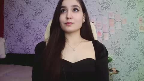 Annie online show from February 12, 6:08 am