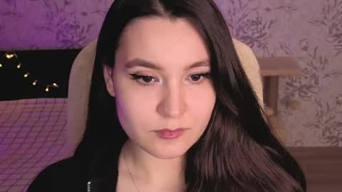 Annie online show from May 30, 1:15 am