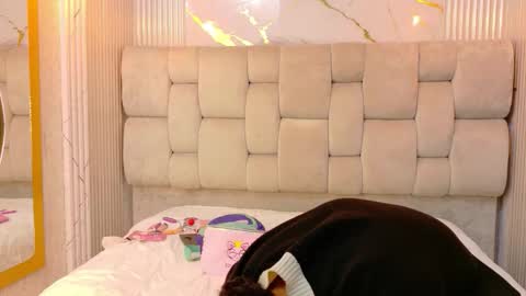 annyeli_bigtits online show from February 22, 2:48 am