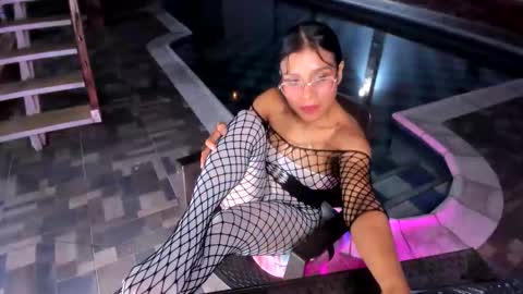 LittleSunny  My schedule 1400 - 2200 GMT -5 online show from April 10, 6:30 am