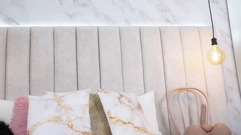 ANNYY  online show from March 26, 6:40 am