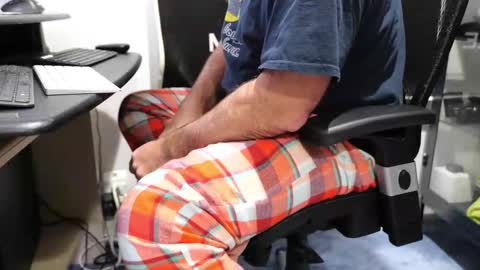 D online show from October 31, 2:39 pm