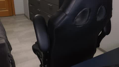 AntawnT online show from April 10, 12:05 am