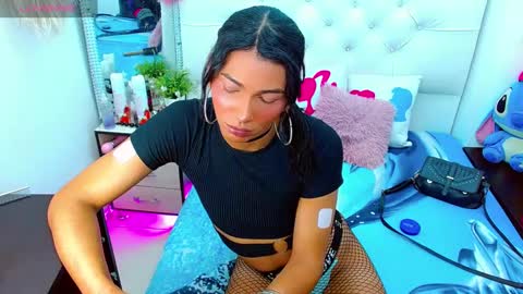 antonela_xx3 online show from March 6, 1:05 am