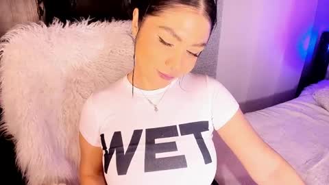 Antonella Ferrer online show from April 18, 4:25 am