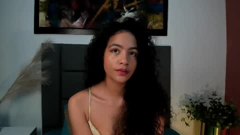 Snapshot of antonellahall_ chatting on October 20, 11:59 am AntonellaHall  online show from October 20, 11:59 am