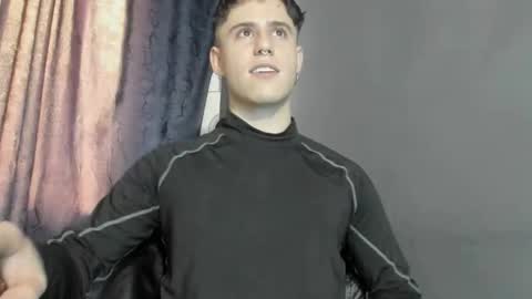 antonnello_ online show from December 21, 10:38 pm