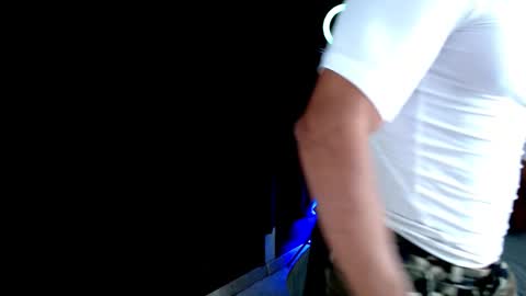 Instagram miguelangel1802  online show from February 1, 3:47 am