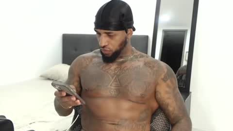 Snapshot of antwanblack11 chatting on October 22, 11:39 pm antwanblack11 online show from October 22, 11:39 pm