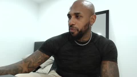 Snapshot of antwanblack11 chatting on January 31, 3:20 am antwanblack11 online show from January 31, 3:20 am