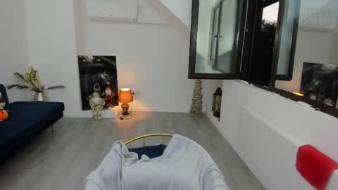 Anya online show from November 22, 5:06 am