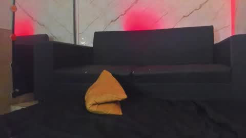 anyelo_sexyhot online show from October 14, 4:10 pm