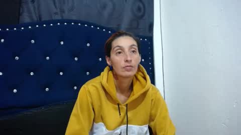 anyu online show from January 10, 9:02 am