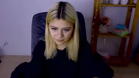 ApheliaStar online show from November 9, 4:21 pm