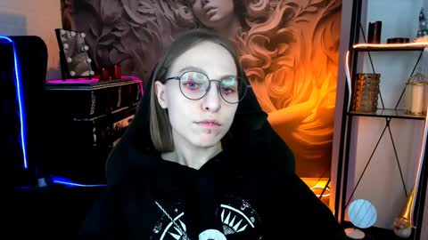 APHEX QUEEN online show from February 3, 1:08 pm