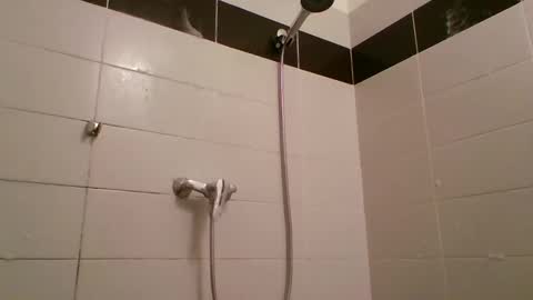 Snapshot of apollonfitx_69 chatting on March 8, 11:39 pm apollonfitx_69 online show from March 8, 11:39 pm