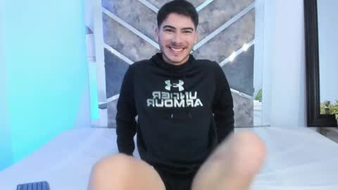 Apolo Grayy online show from February 3, 4:32 am