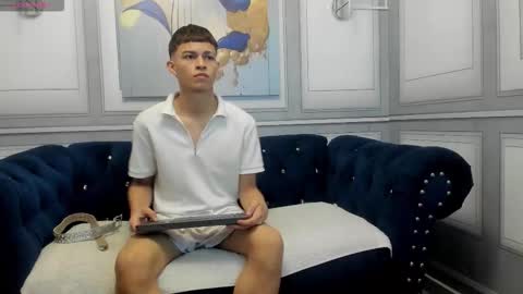   online show from March 7, 2:33 am