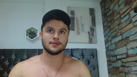 Apolo online show from February 14, 3:43 am