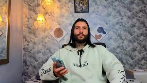 Apolo online show from January 8, 11:32 pm