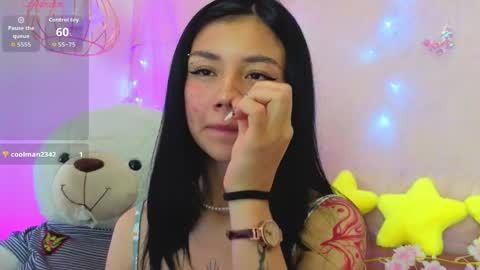   online show from May 28, 3:54 pm