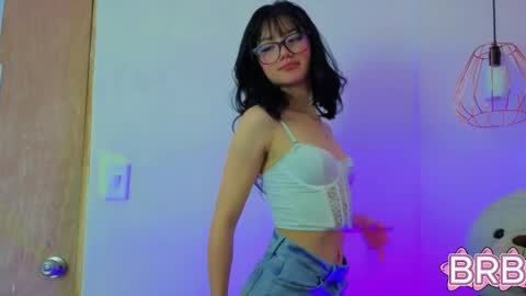   online show from April 8, 11:57 am