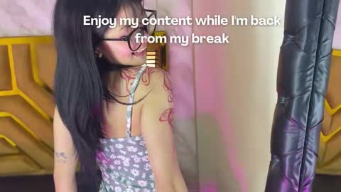   online show from November 6, 12:08 pm