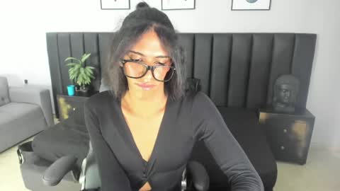 aprill_fox online show from May 8, 4:01 pm