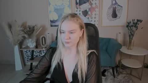 Snapshot of aprilserenity chatting on September 23, 1:43 am April. All year round.  online show from September 23, 1:43 am