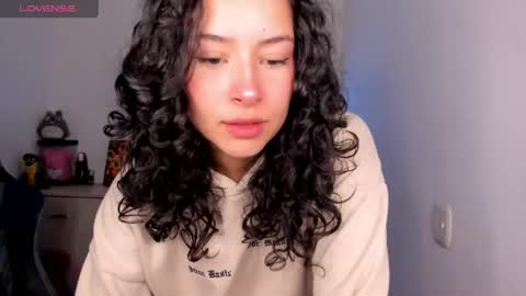 aqua emilly online show from May 12, 11:58 pm