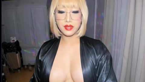 Alicia online show from September 26, 10:56 am